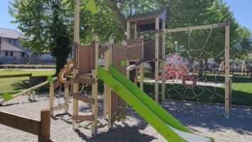 La nouvelle aire de jeu du parc est ouverte !