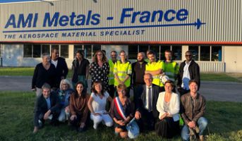La présidente de la Région Occitanie Carole Delga en visite  sur le site AMI Metals à Varilhes